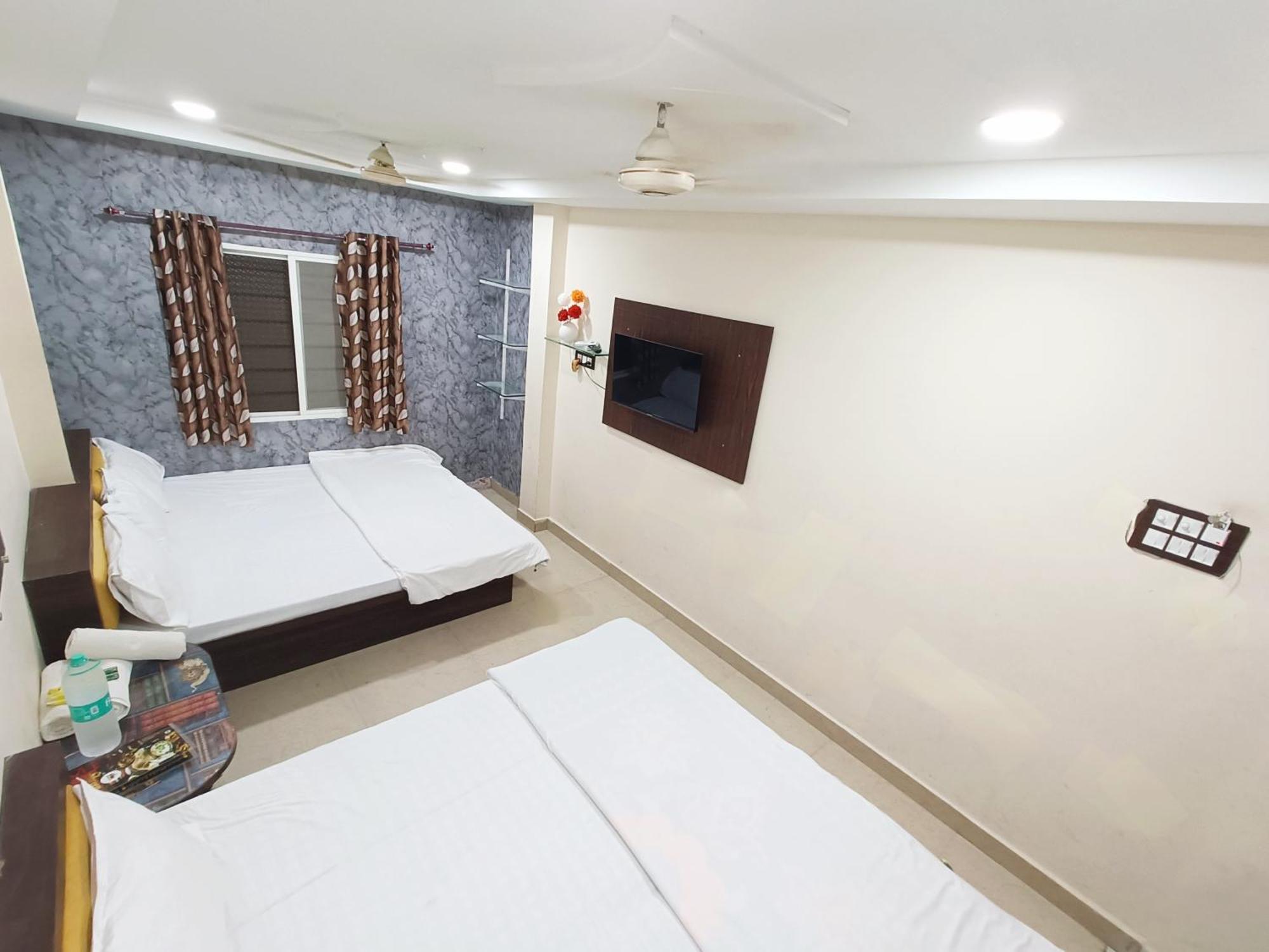 Fabhotel Shipra Уджайн Екстериор снимка